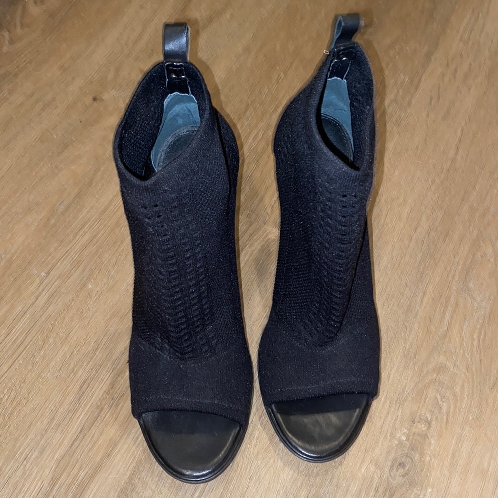Calvin Klein woman’s heeled boots